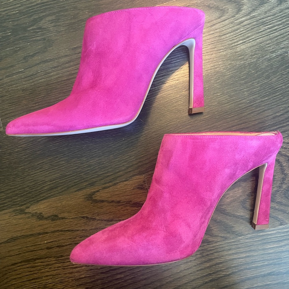 Stuart Weitzman Camila Pointed-Toe Slide Mule in Raspberry - Picture 3 of 7